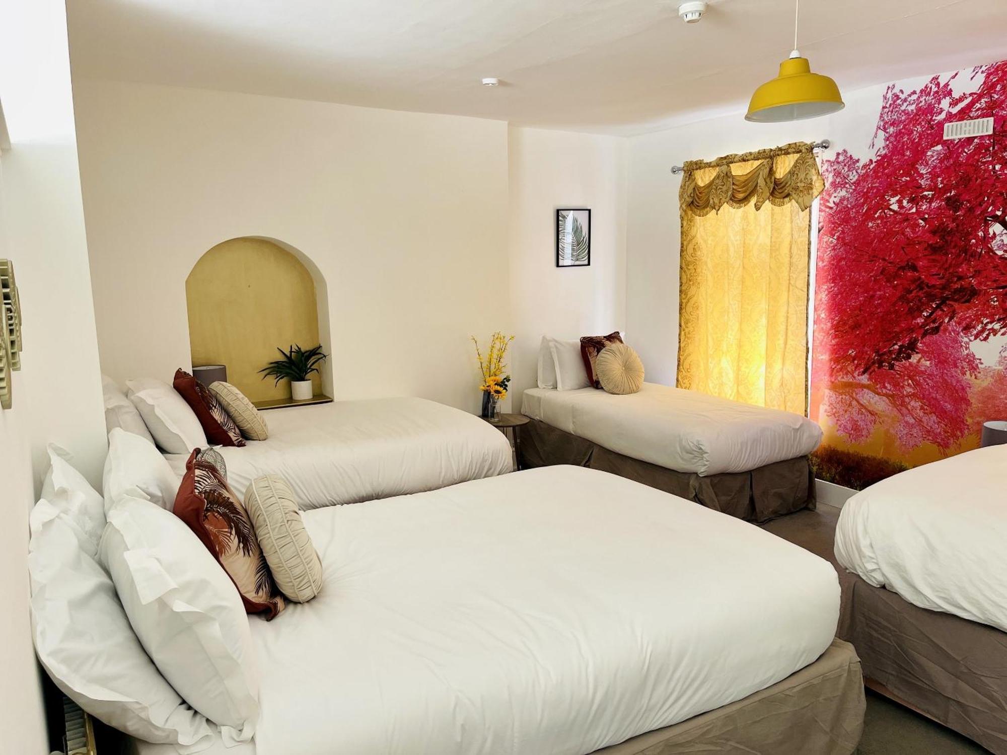 Seafront Party Houses For Hens, Stags & Groups Brighton Room photo